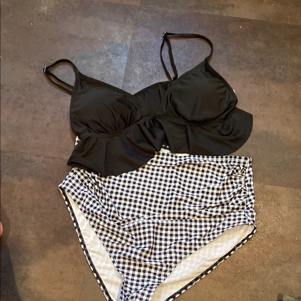 Cupshe Black and White Gingham Swimsuit